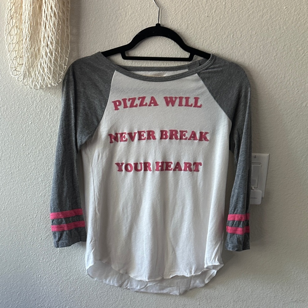 Gray and White Graphic Raglan Top